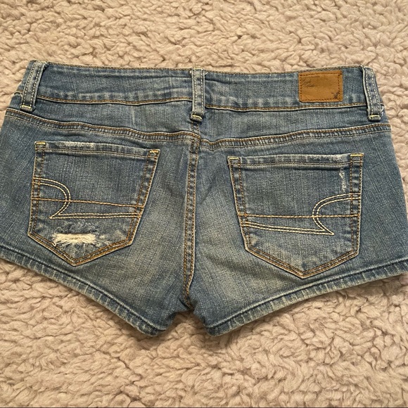 American Eagle Blue Distressed Denim Shorts - Picture 4 of 6